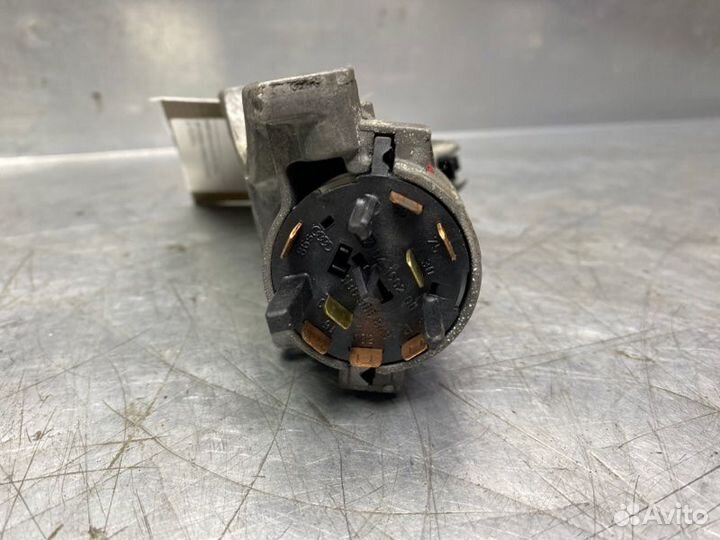 Замок зажигания Volkswagen Bora 1997-2005