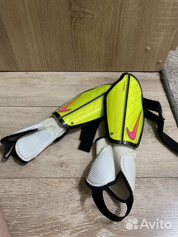 Щитки футбольные nike