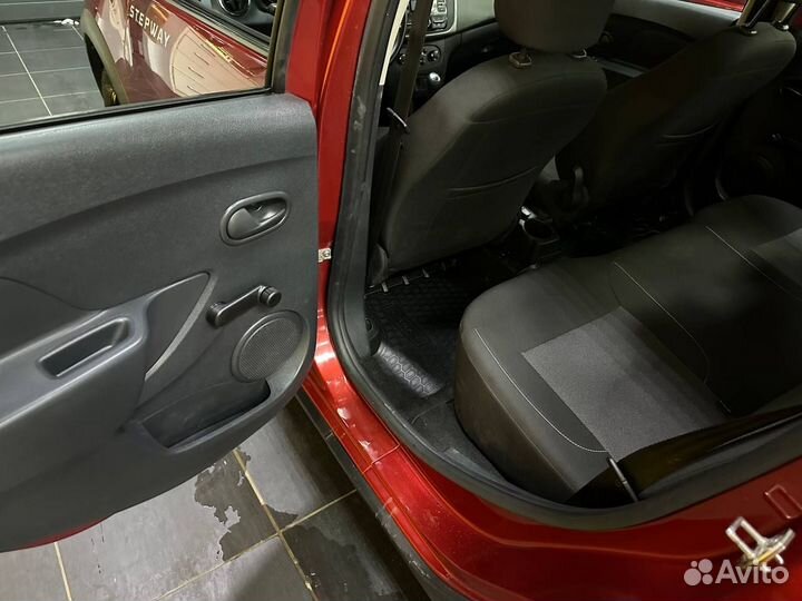 Renault Logan Stepway 1.6 МТ, 2019, 21 000 км