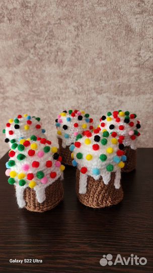 Вязанные пасхальные куличи