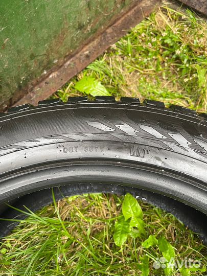 Nokian Tyres Hakkapeliitta 9 SUV 275/45 R21 и 315/40 R21 115T