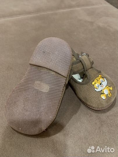 Домашние тапочки на липучке 19 размер