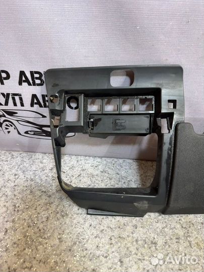 Накладка торпедо левая Citroen C4 C4 купе NFU 1.6