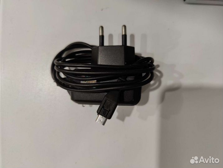 Сетевое зарядное устройство micro USB