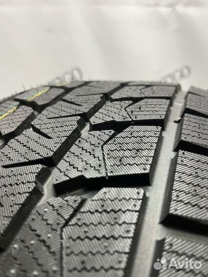 Bearway BW-ICE 245/45 R19 98S