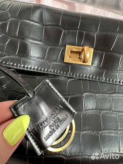 Сумка Balenciaga Rodeo medium