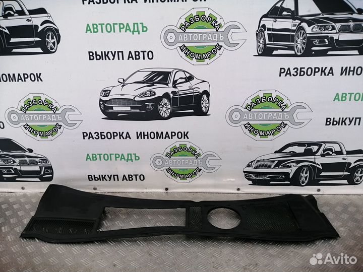 Решётка стеклоочистителей Audi A6 C5 2000г