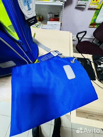 Портфель школьный комплект