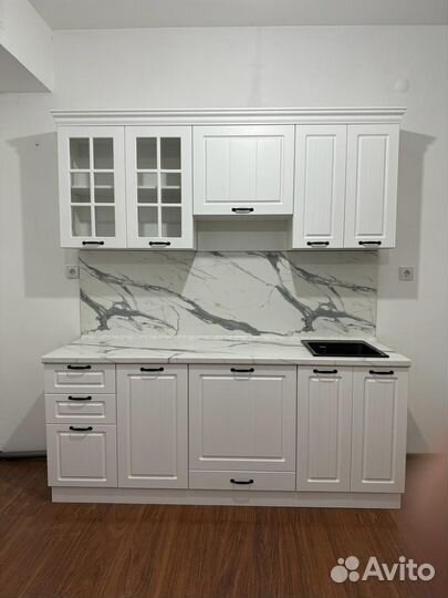 Кухня кухонная гарнитура