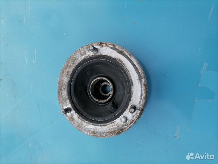 Опорный подшипник BMW 3 E46