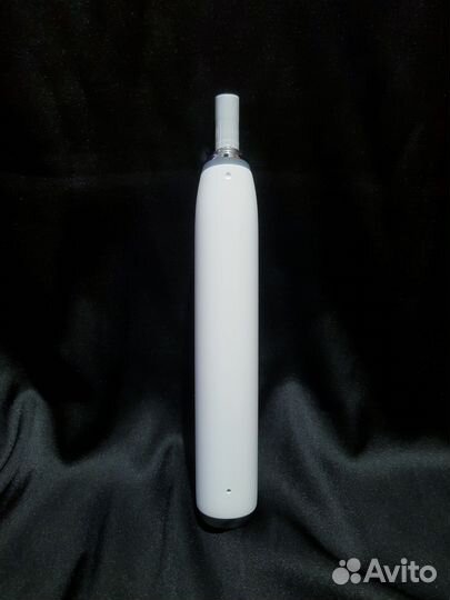 Электрическая зубная щетка Oral-B iO 9 (Новая)