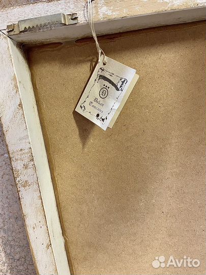 Композиция из двух картин