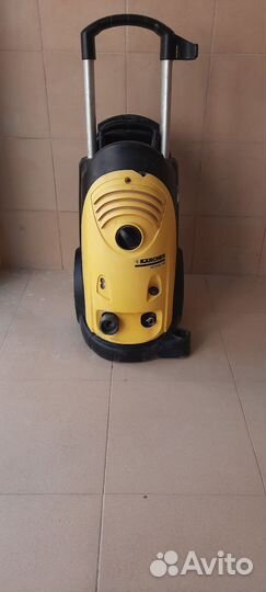Мойка высокого давления karcher