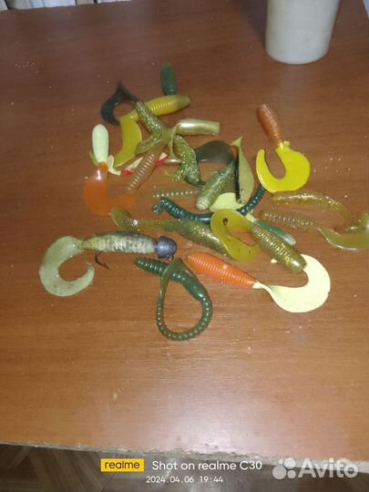 Рыболовные снасти,свингеры, блесна, кормушки