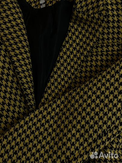 Костюм (пиджак и юбка)