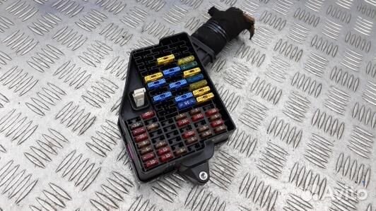 Блок предохранителей skoda fabia 1 (ASE02M101)