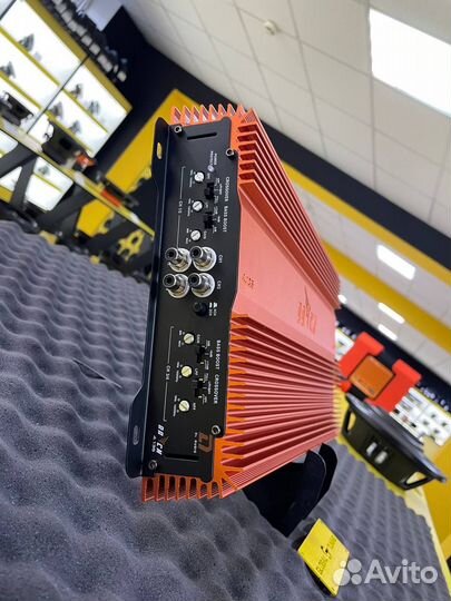 Усилитель 4-канальный DL Audio Raven 4.135 + кабе