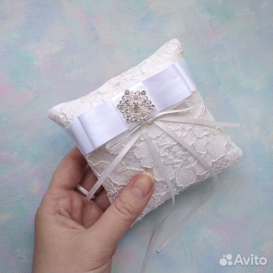 Подушка для обручальных колец