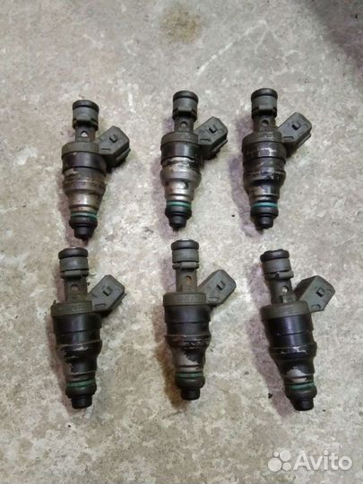 Топливные форсунки Мерседес C W202 2.8