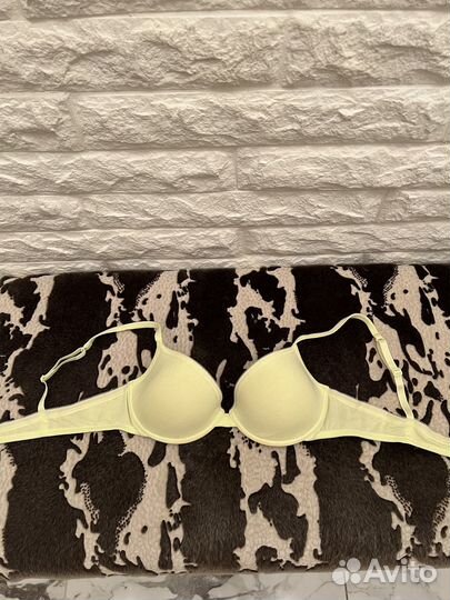 Бюстгальтер, 75B