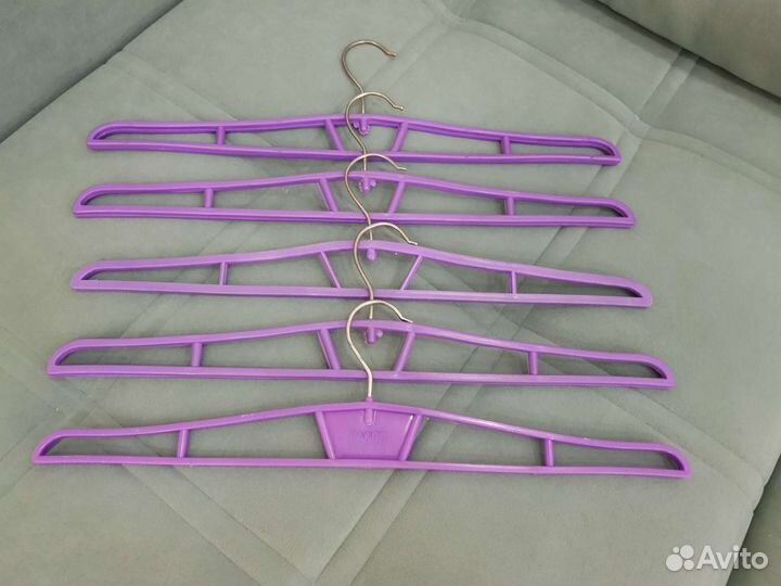 Вешалки плечики для одежды