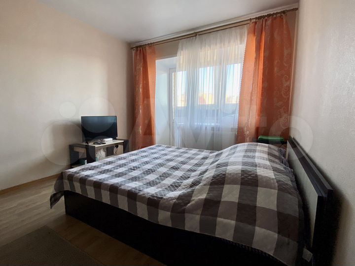 1-к. квартира, 30 м², 8/14 эт.