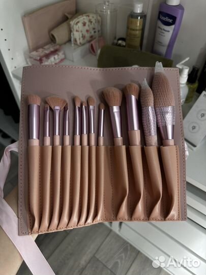 Кисти для макияжа