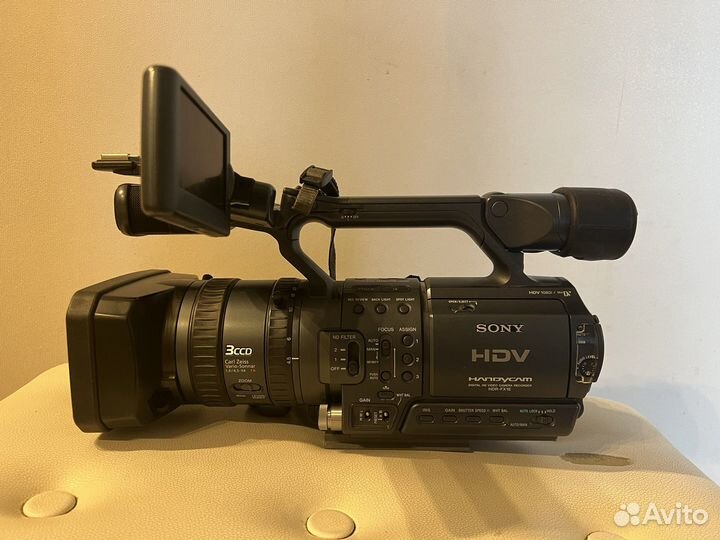 Видеокамера Sony HDR-FX1