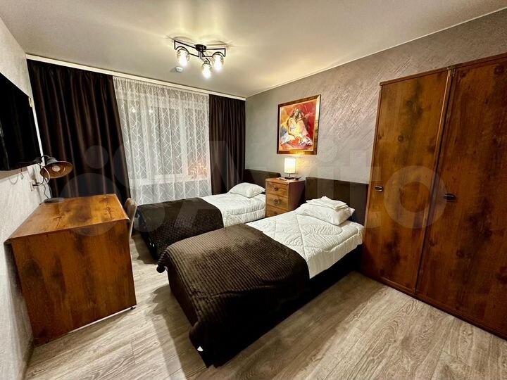 2-к. квартира, 55 м², 1/9 эт.