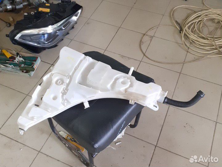 Бачок омывателя BMW X5 F15