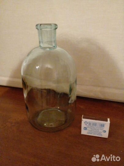 Старинный пузырёк 2/3 фута красивый