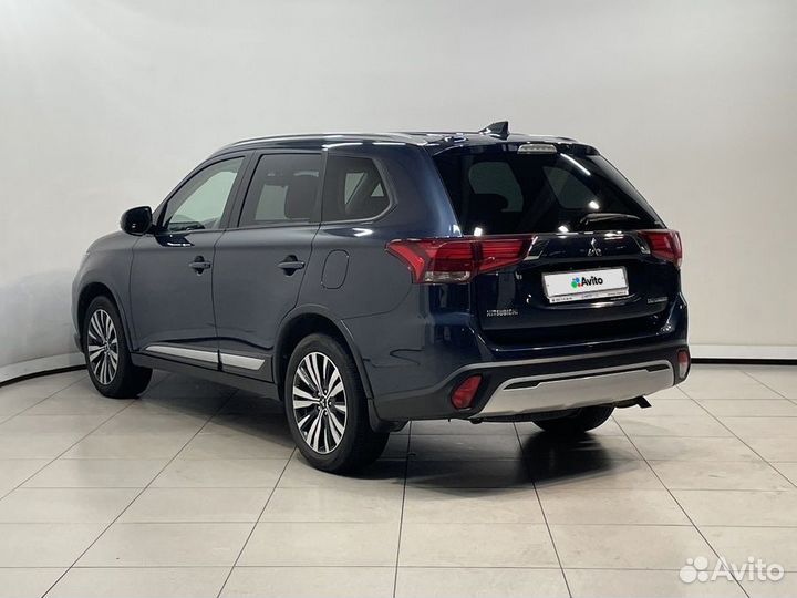 Mitsubishi Outlander 2.0 CVT, 2020, 79 348 км