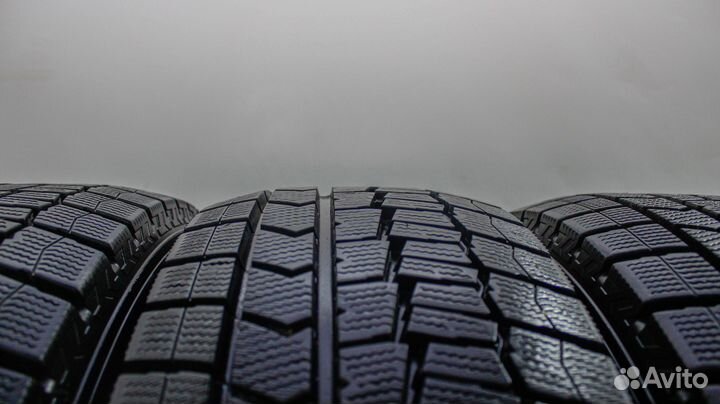 Dunlop Winter Maxx WM02 215/60 R17 96T