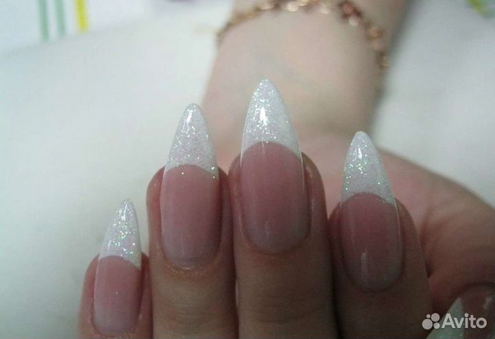 Маникюр и педикюр Выборная