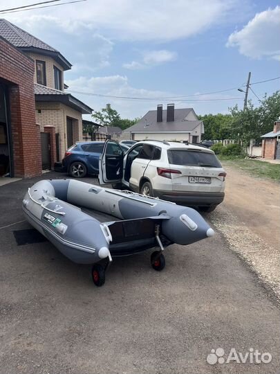 Лодка gladiator e380