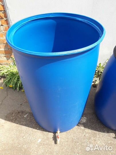 Бочки пластиковые 127л.167л.227л.230л для воды