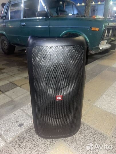 Акустические колонки jbl