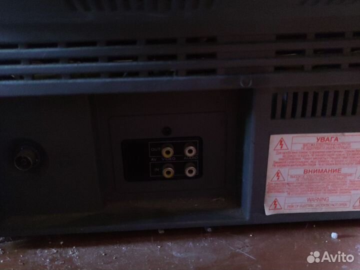 Телевизор LG 52см/ 21 дюйм кинескоп