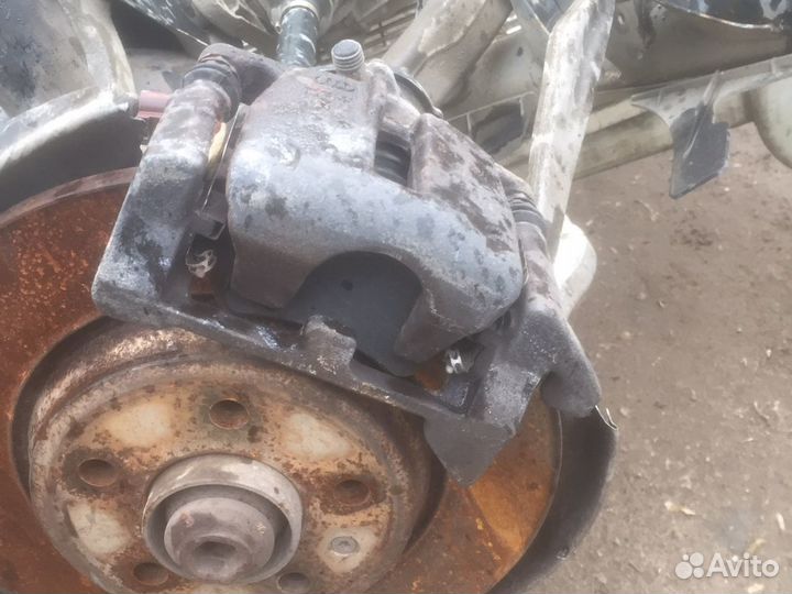 Суппорт задний правый audi q5 8R