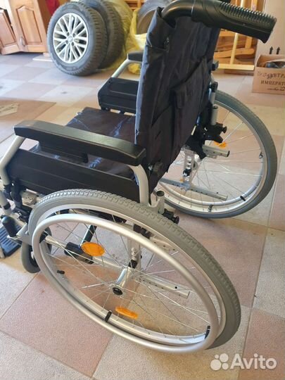 Коляска инвалидная, новая