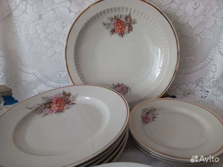 Тарелки и лафитник