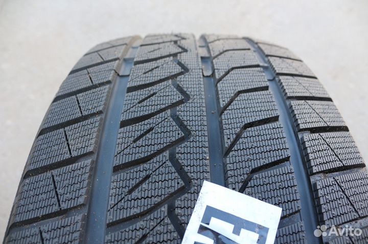 Farroad FRD79 275/45 R20 110H