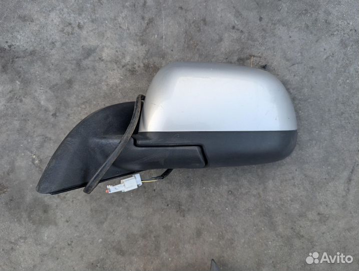 Зеркало Nissan Leaf AZE0 EM57 Лев. Перед
