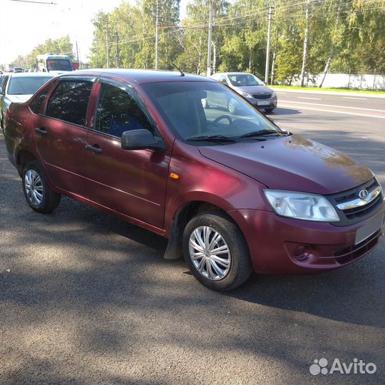 LADA Granta 1.6 МТ, 2013, 137 000 км