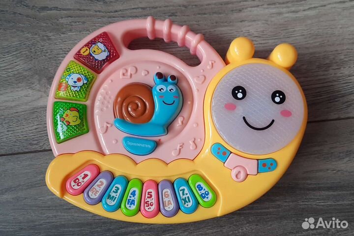 Развивающие музыкальные игрушки пакетом