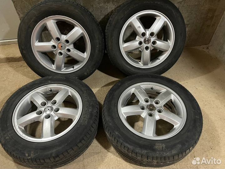 Michelin TRX 215/60 R16