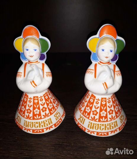 Фарфоровые статуэтки Девочки с голубем