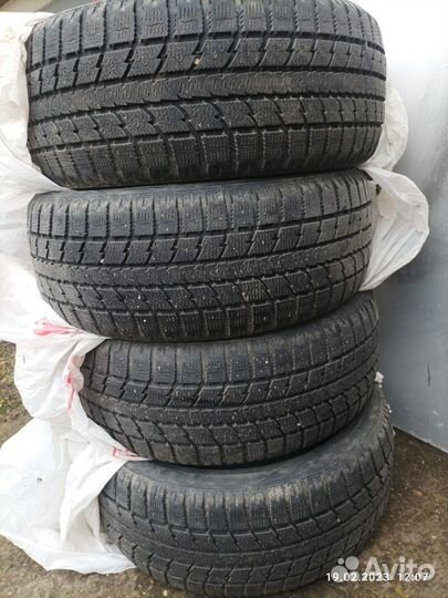 Toyo Observe GSi-5 205/50 R17