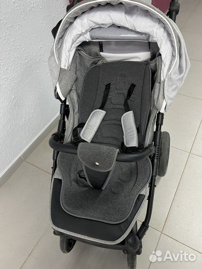 Всесезонная прогулочная коляска