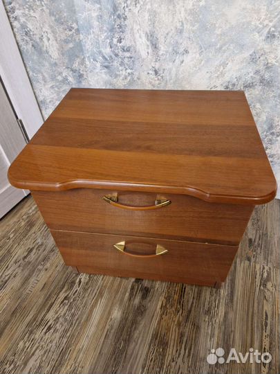 Тумба прикроватная 2 шт бу